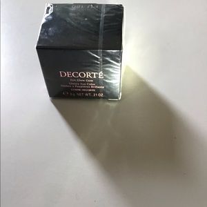 DECORTE EYE GLOW GEM 180 RED PURPLE EYE SHADOW